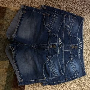 Wallfower shorts, 2 pairs